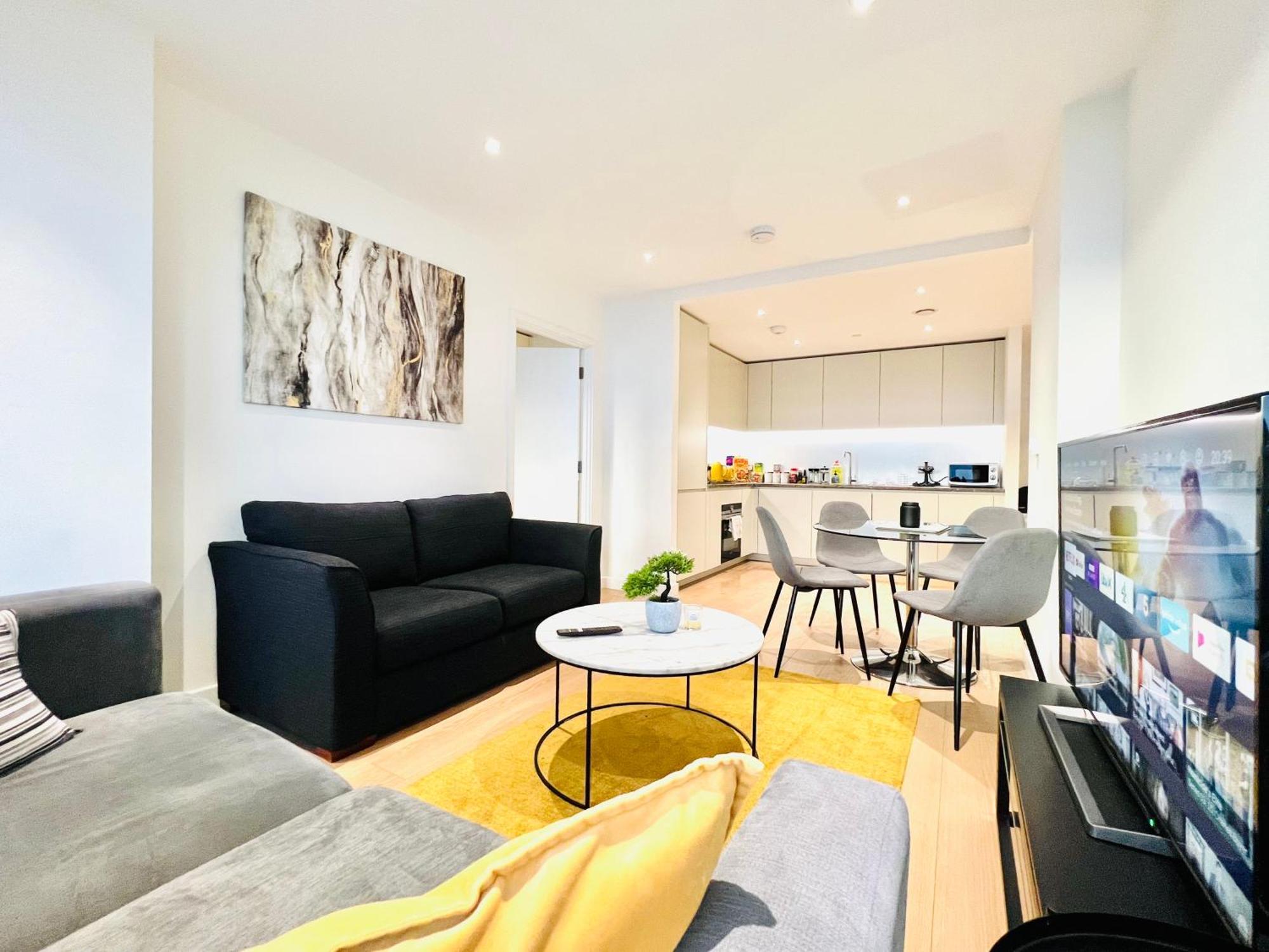 Apartment Lovely 2bedroom At O2 01 *