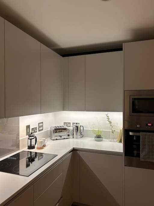 Luxury 2 Bed 2 Bath Cntrl Apartamento *