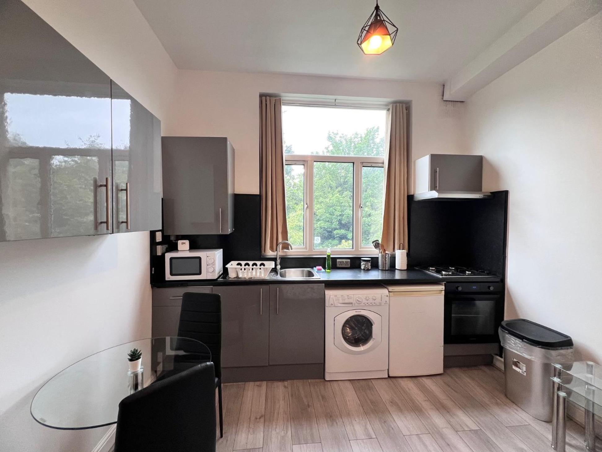 Apartment Lovely On Finchley Road