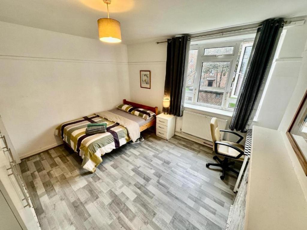 Guest house Aldgate East R2