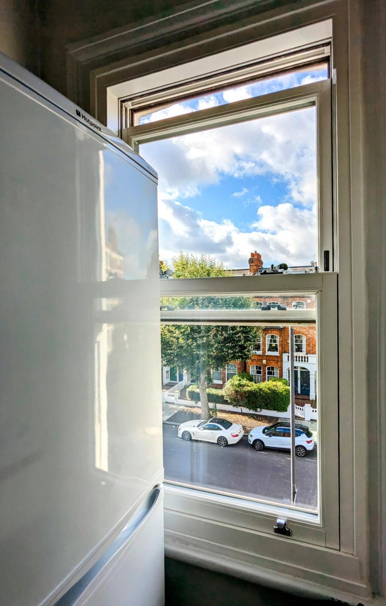 Charming Bright 2-bed Heritage Flat, Battersea Park, * Londres