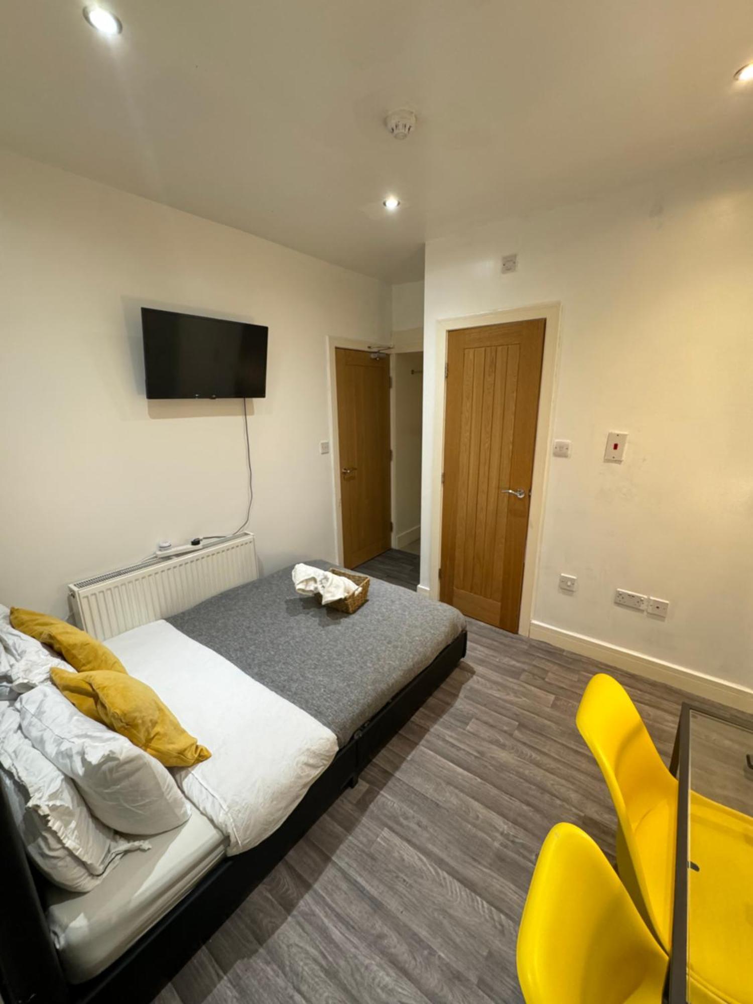 Cozy En-suite Near Stratford * London
