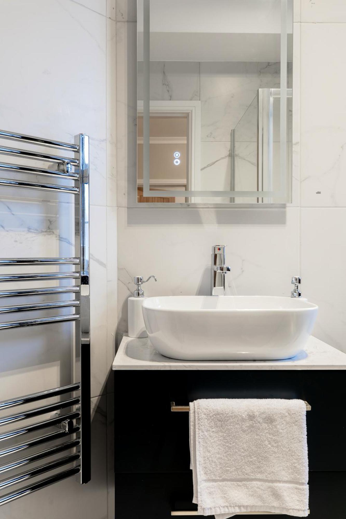 Bright Near Marble Arch And Hyde Park Appartement Londen
