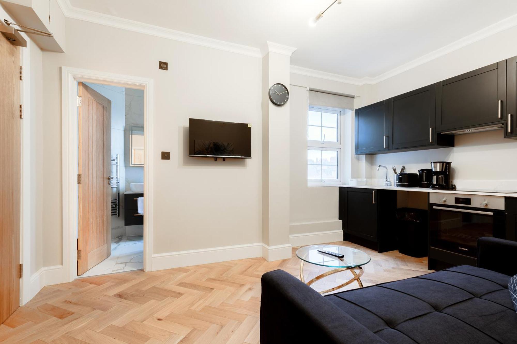 Bright Near Marble Arch And Hyde Park * Londen