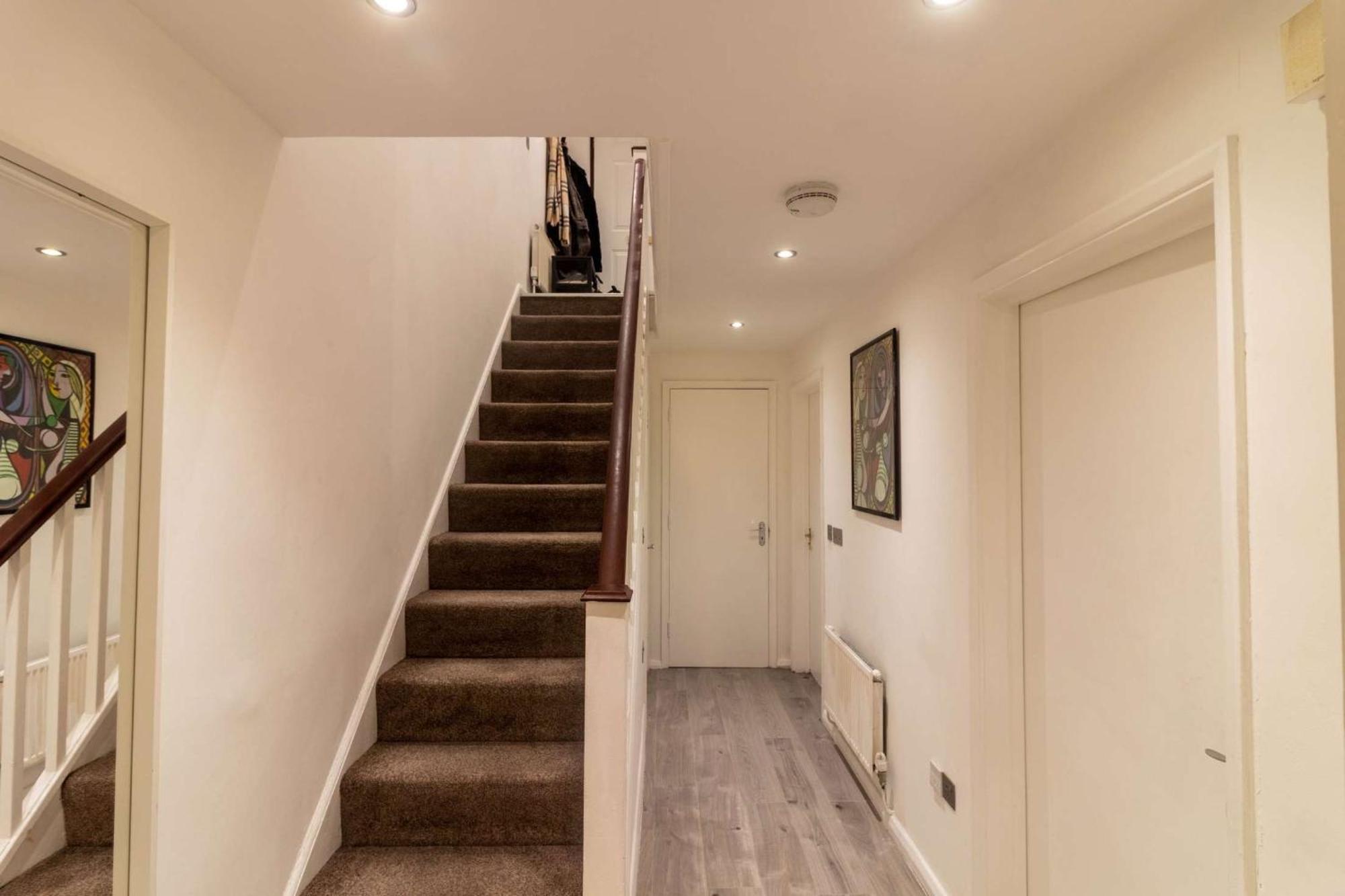 Wembley Serviced By Solara - Free Parking - By Wembley Stadium - Private Garden