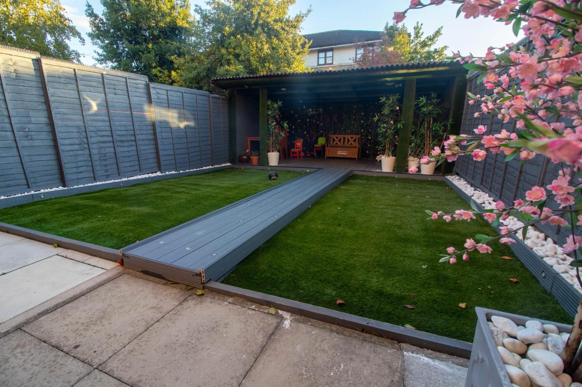 Wembley Serviced By Solara - Free Parking - By Wembley Stadium - Private Garden Apartment