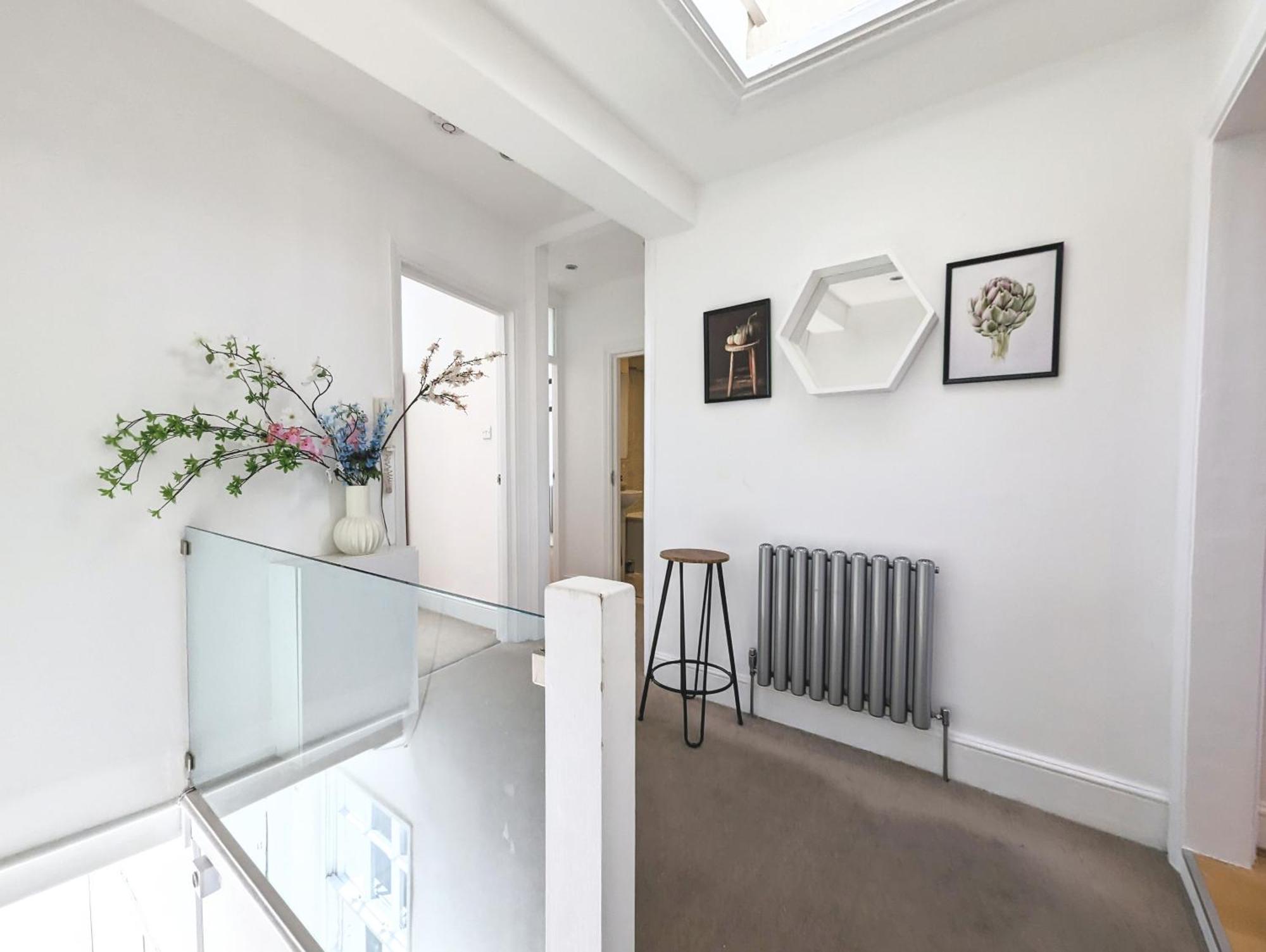 Apartment Hyde Park 3 Bedroom Flat