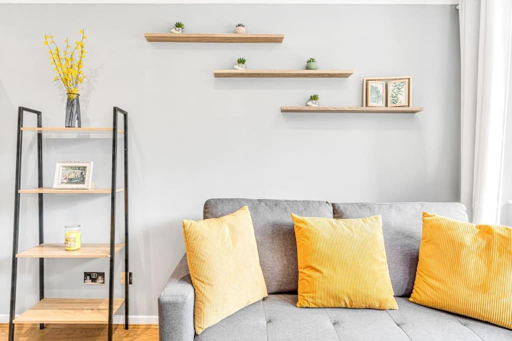 Apartment Luxstay Earls Court - Sleeps Up To 7 *