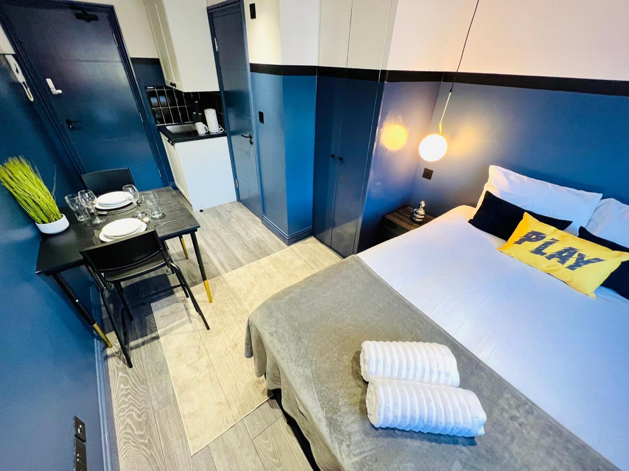Guest house 61 Studio, Ideal For Tourists High Recommend!!!