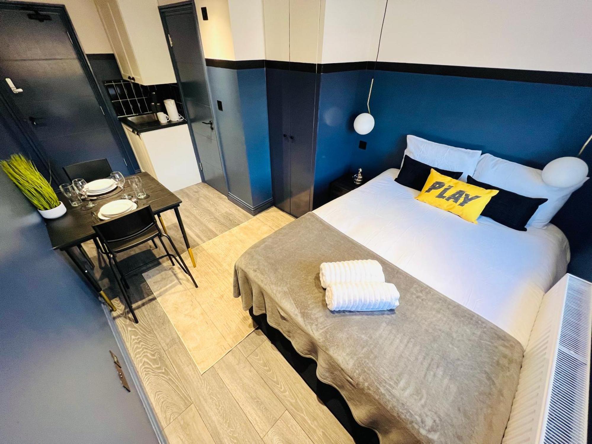 Guest house 61 Studio, Ideal For Tourists High Recommend!!! *