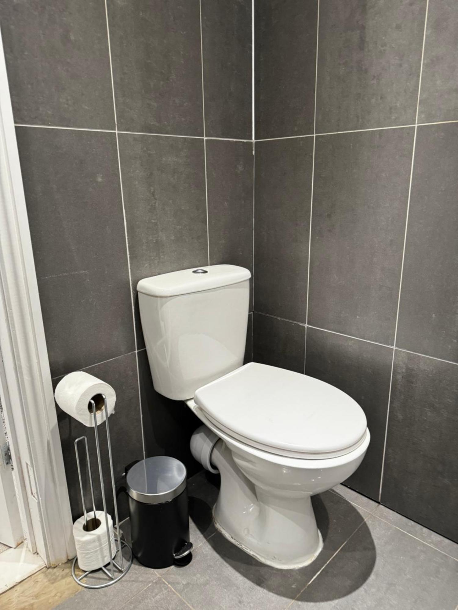 En-suite Bedroom For Up To 4! Sofa Bed - Near Stratford * London