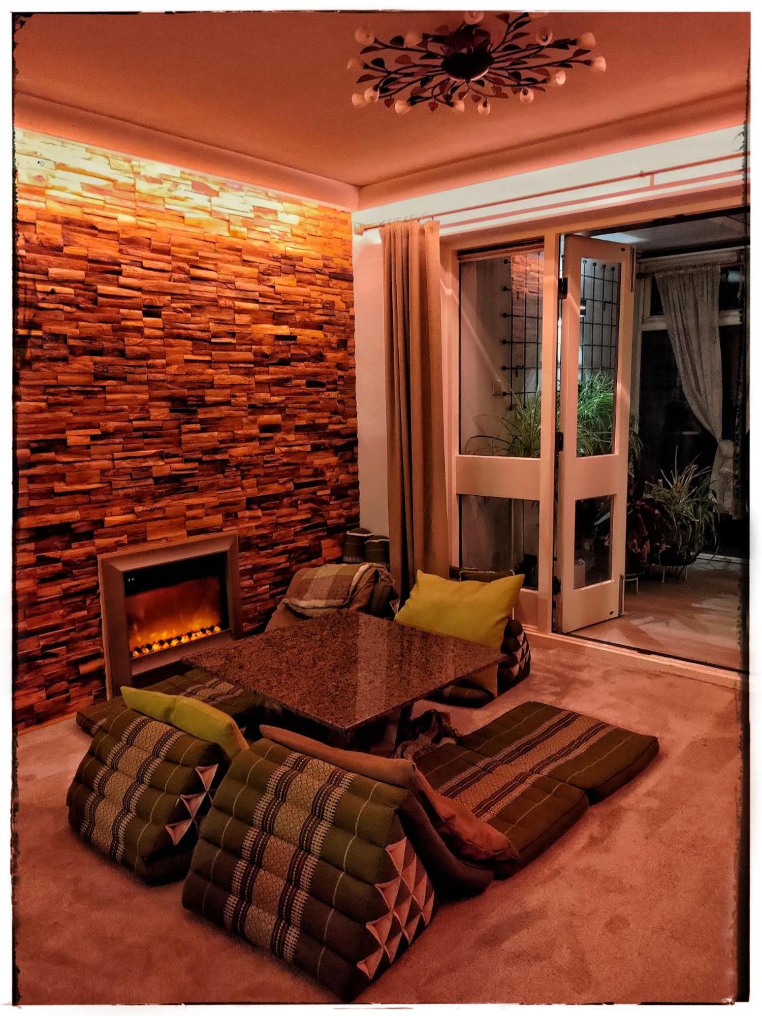 Homestay Cozy Ensuite In Authentic With Garden Terrace In Prime Location Just East Of *