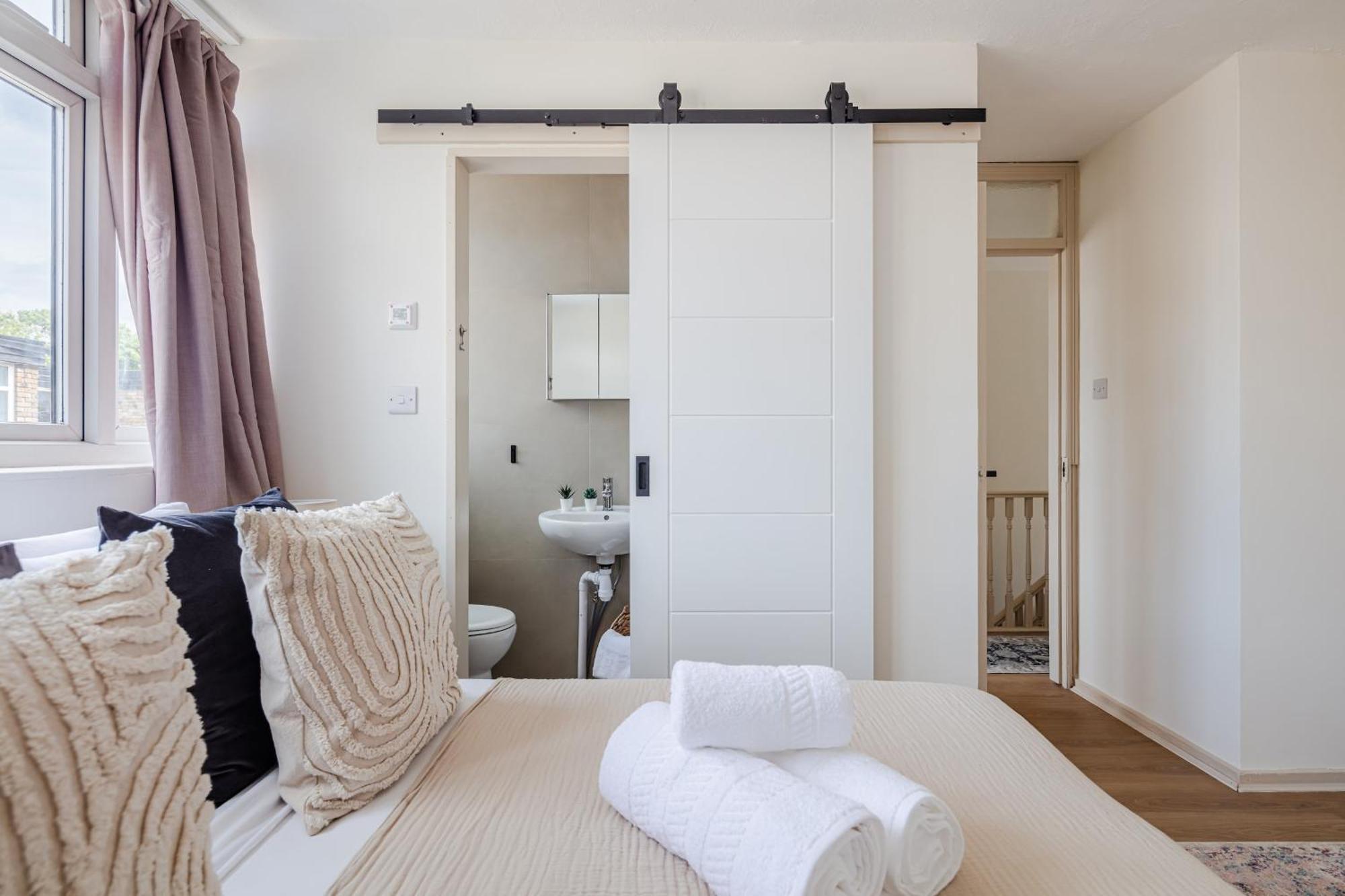 Appartement River Thames & Tate Britain - 4br With Patio - Cityapartmentstay Londen