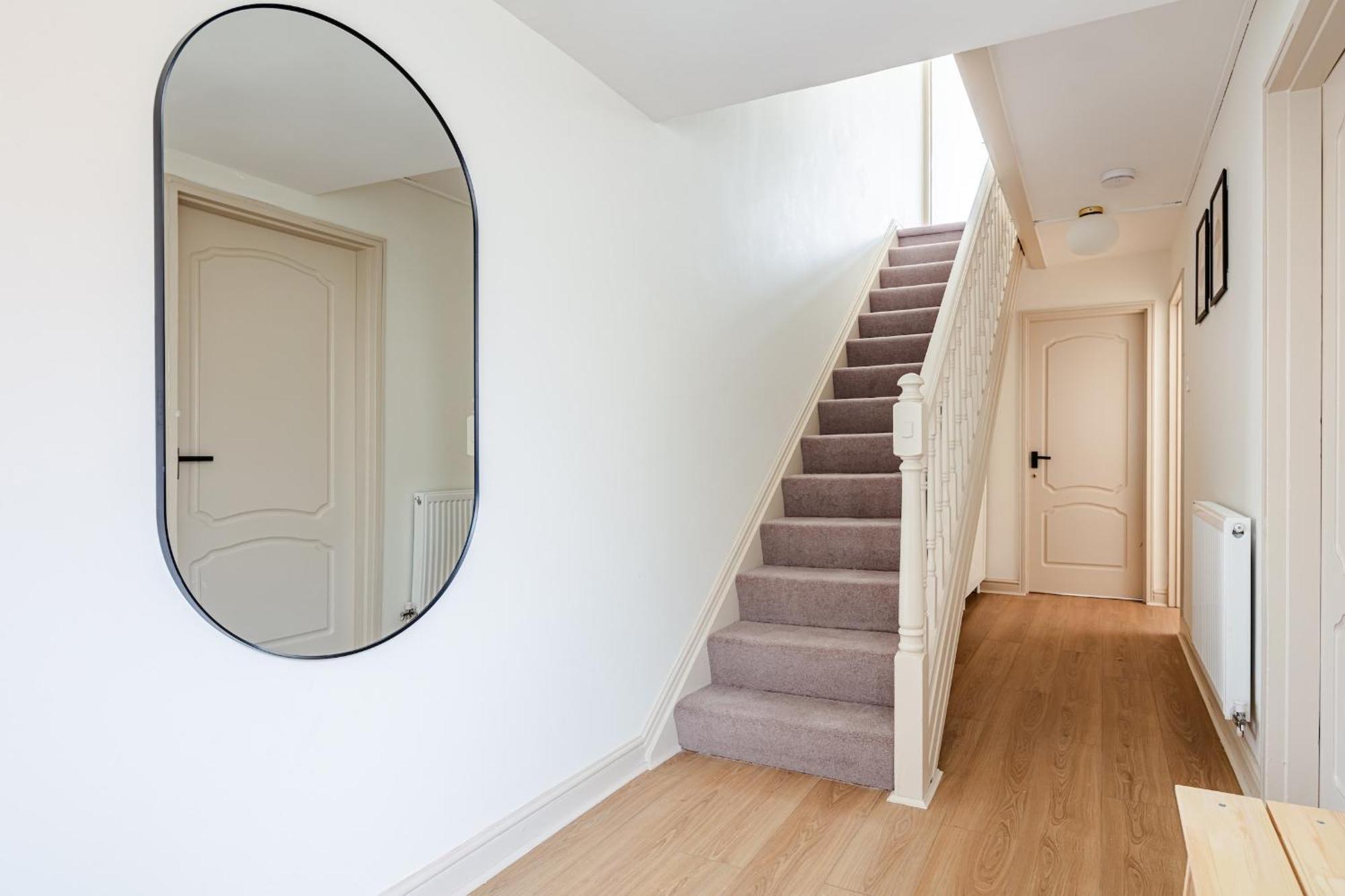 River Thames & Tate Britain - 4br With Patio - Cityapartmentstay Londen