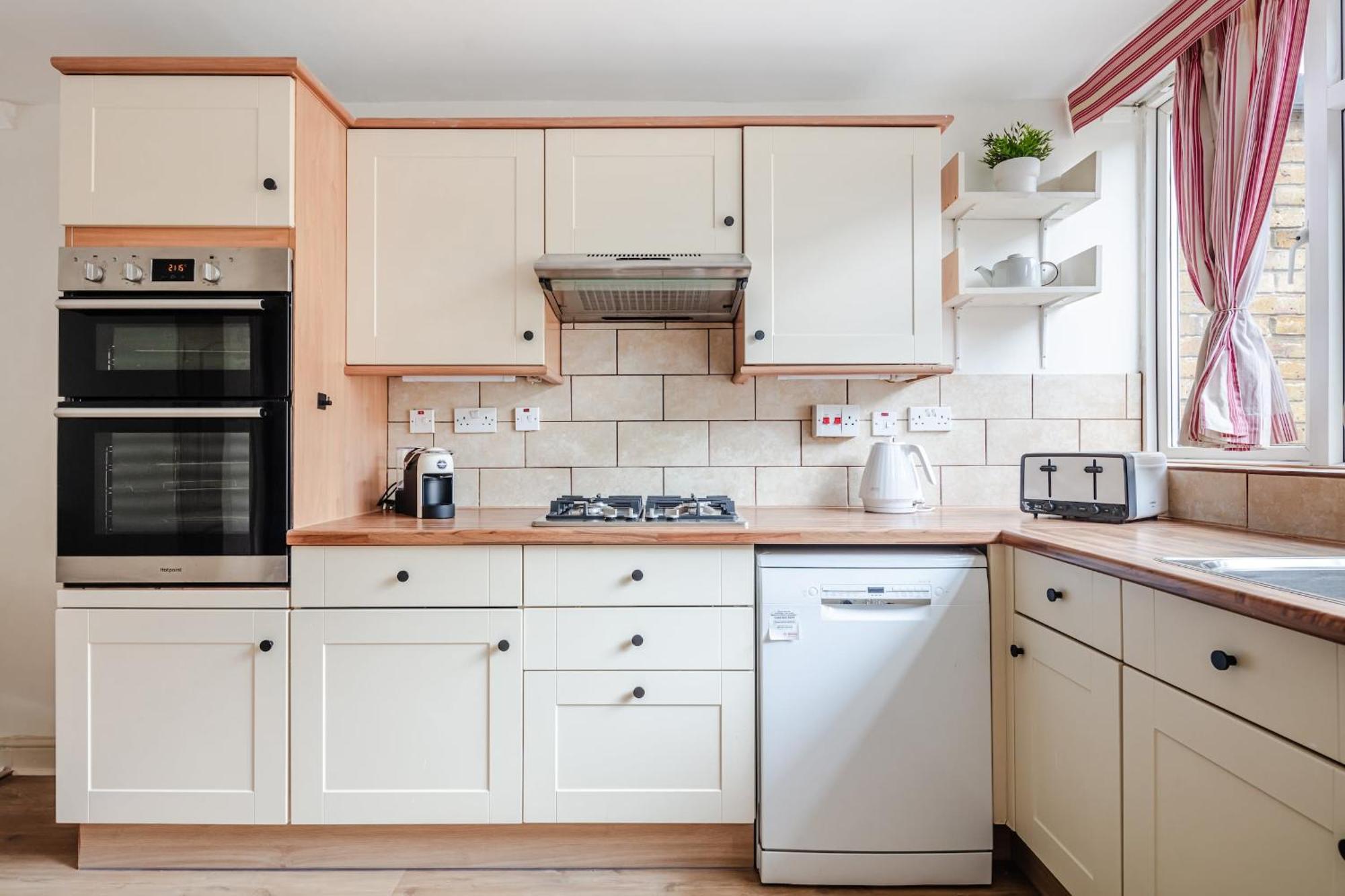 River Thames & Tate Britain - 4br With Patio - Cityapartmentstay Appartement