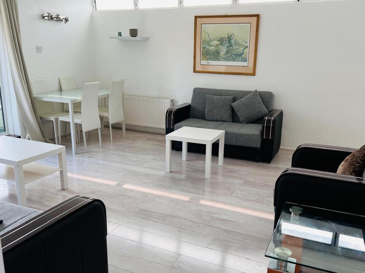Queens Way Apartamento