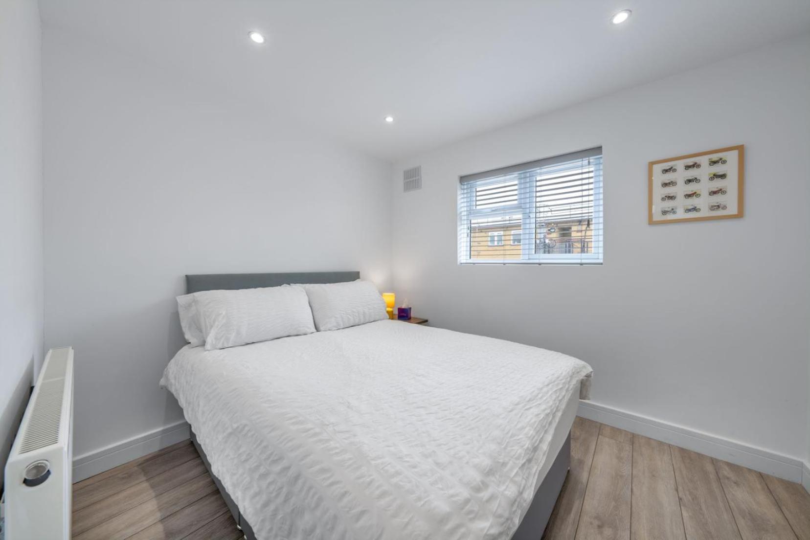 Modern Split Level 2br Spacious Maida Vale * Londen