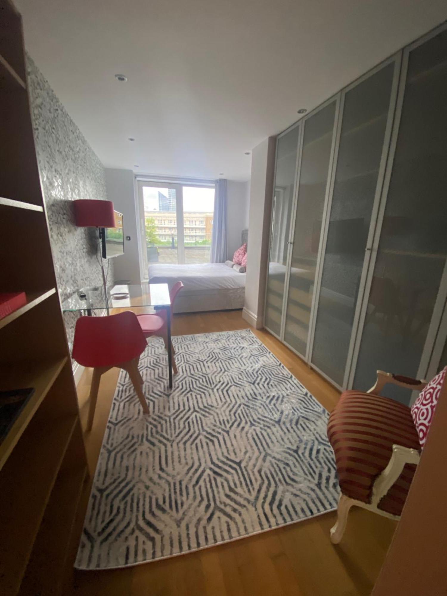 Apartment Desirable, Fashionable 2bed Flat In Chelsea