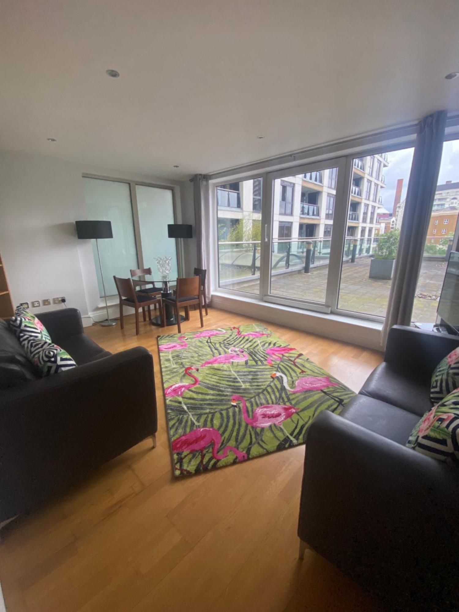 Apartment Desirable, Fashionable 2bed Flat In Chelsea *
