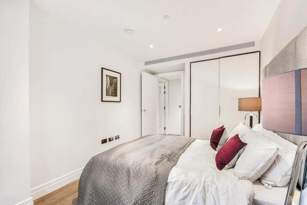 Stylish Two-bedroom Flat Near Us Embassy *