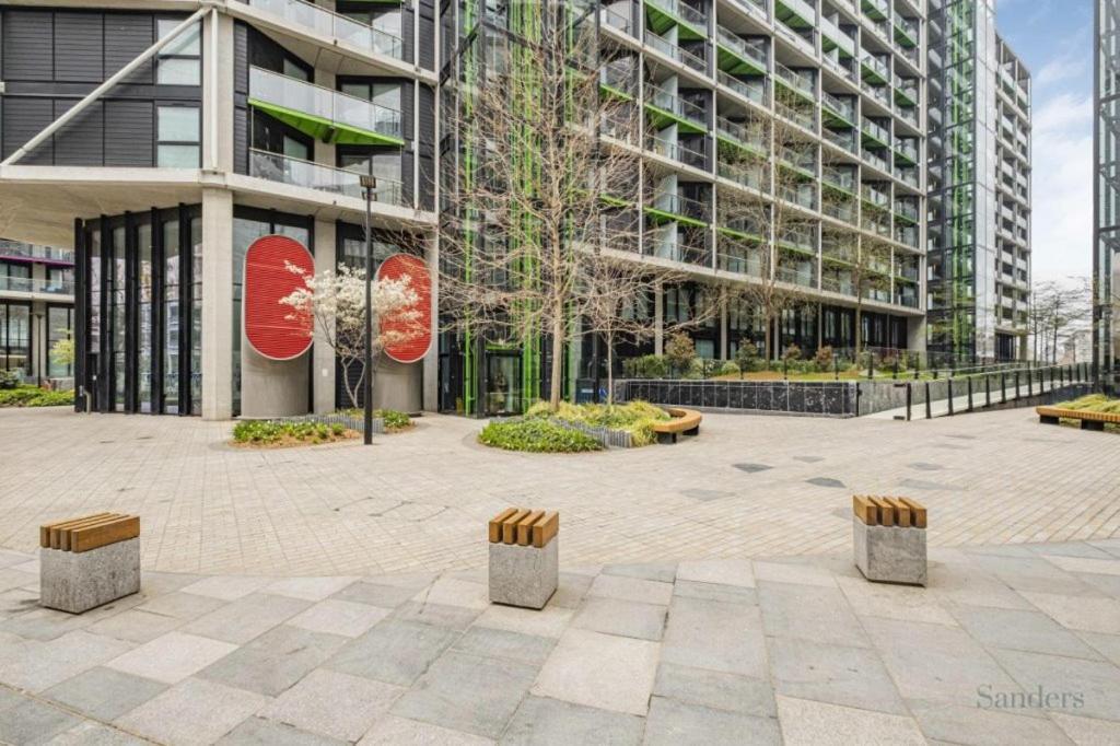 Stylish Two-bedroom Flat Near Us Embassy Appartement Londen