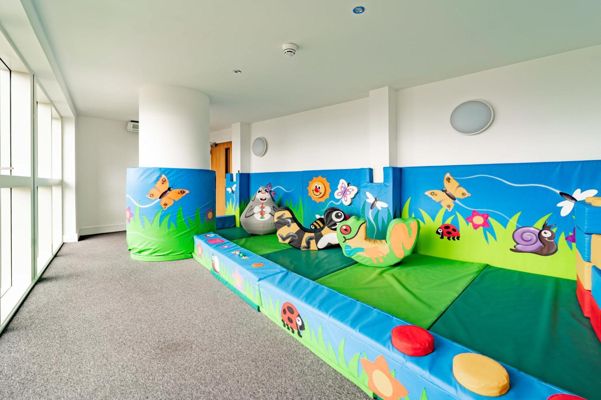 Stylish And Comfortable Canary Wharf Perfect For Long Apartment London
