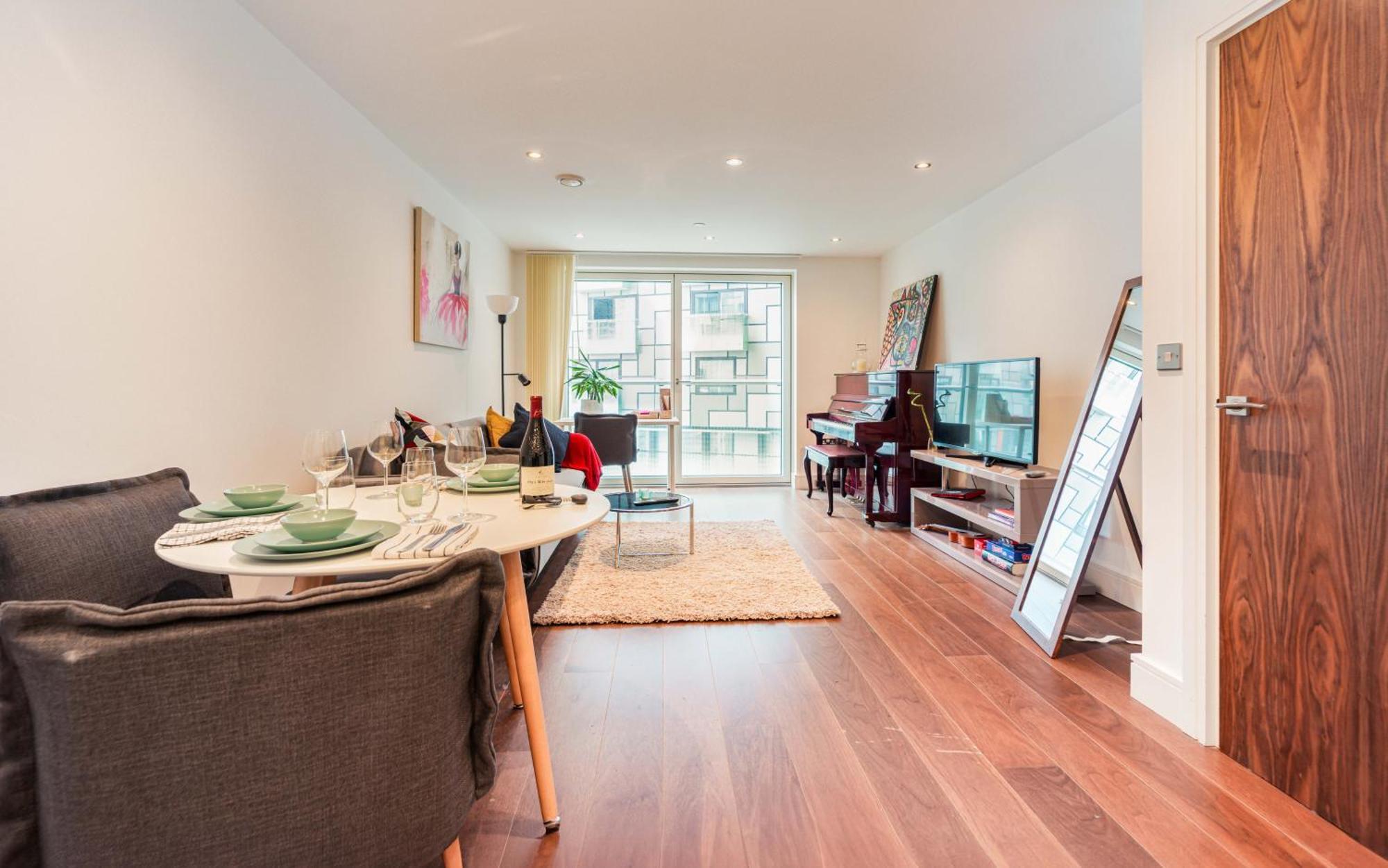 Apartment Stylish And Comfortable Canary Wharf Perfect For Long