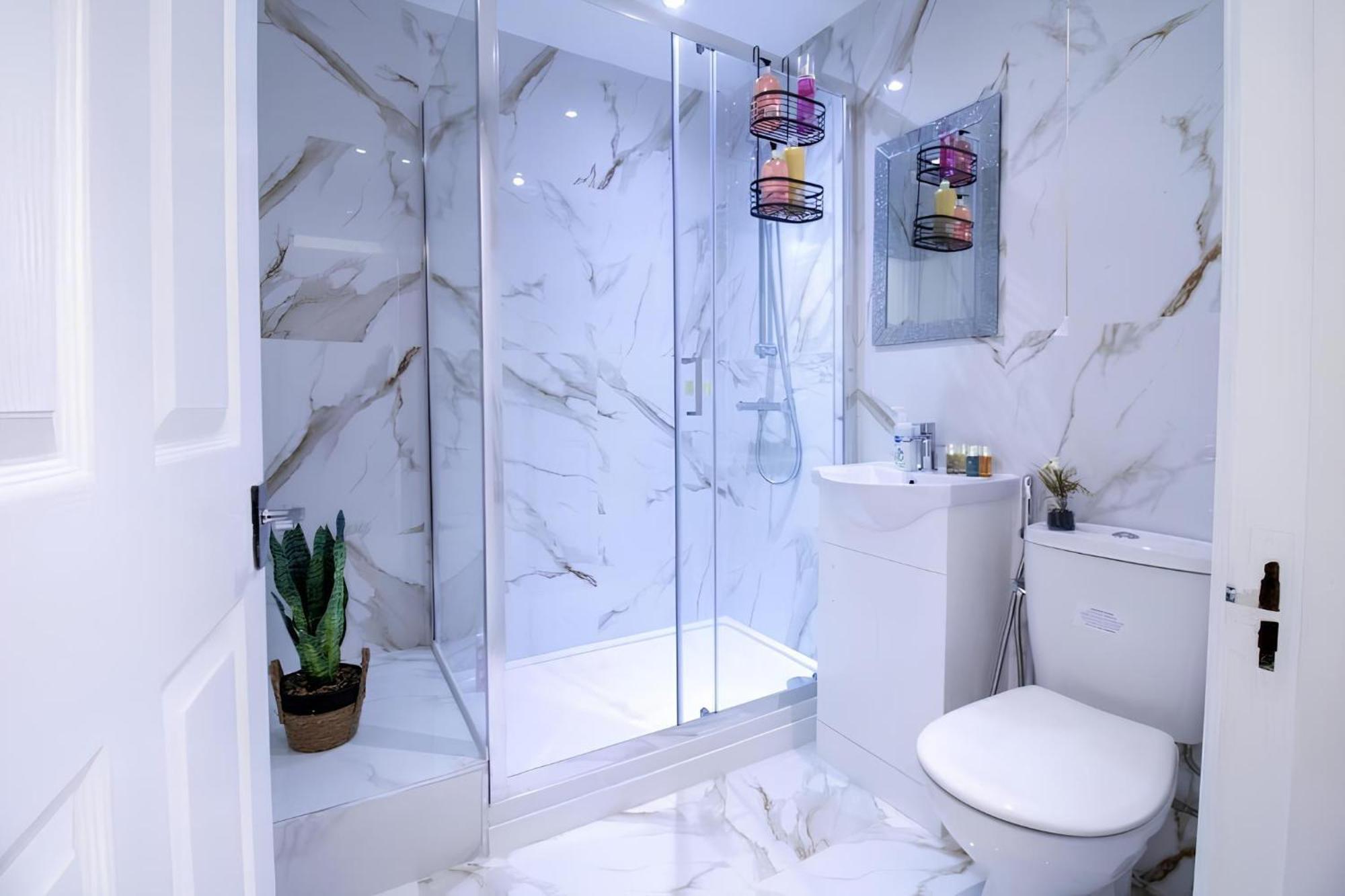 Elegant 3 Bedroom On Oxford Street Luxury Living In 2gc Londres