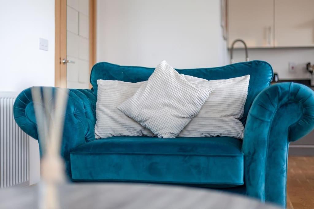 Modern 1-bed With Panoramic View In Londres