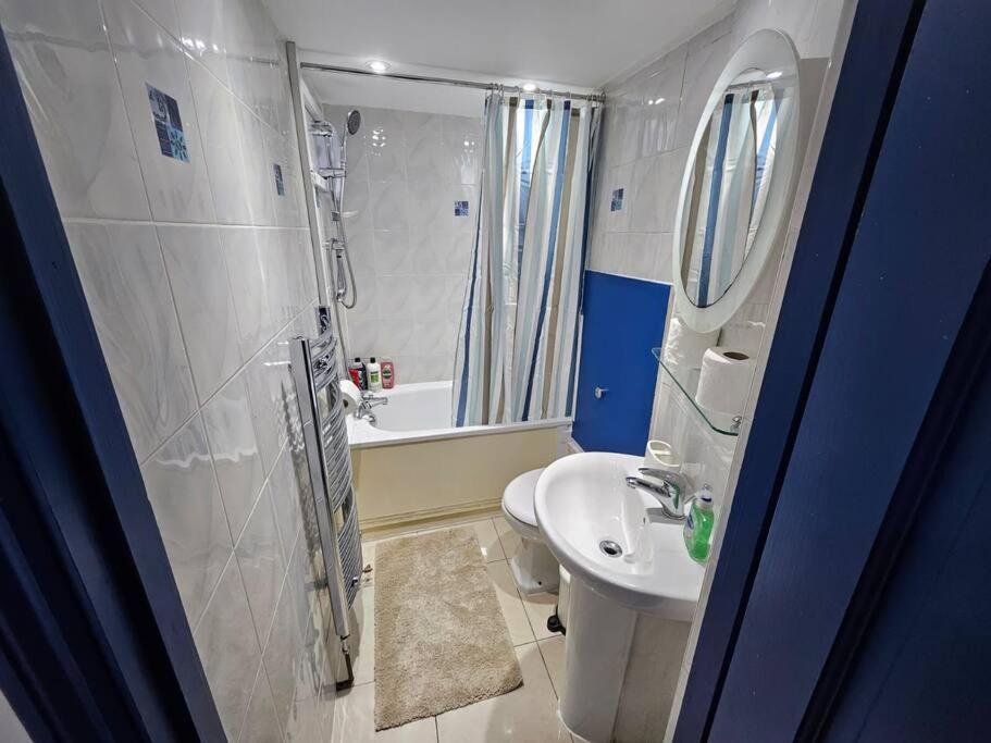 Apartment Affordable Comfort Flat In Islington *