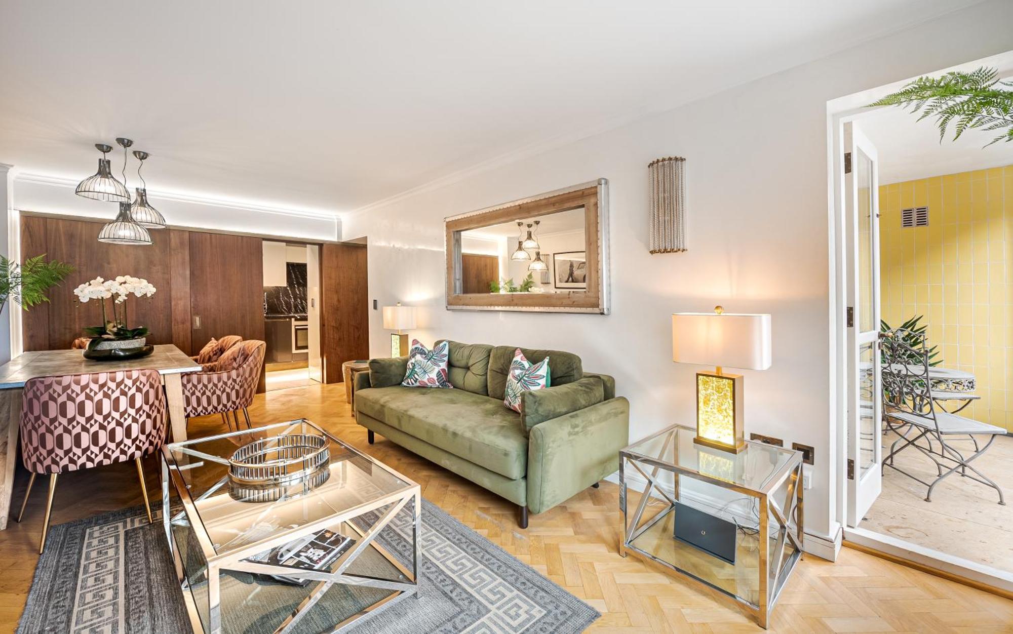 Apartment Charming 2 Bed Flat In Knightsbridge London Balcony View Of Harrods *