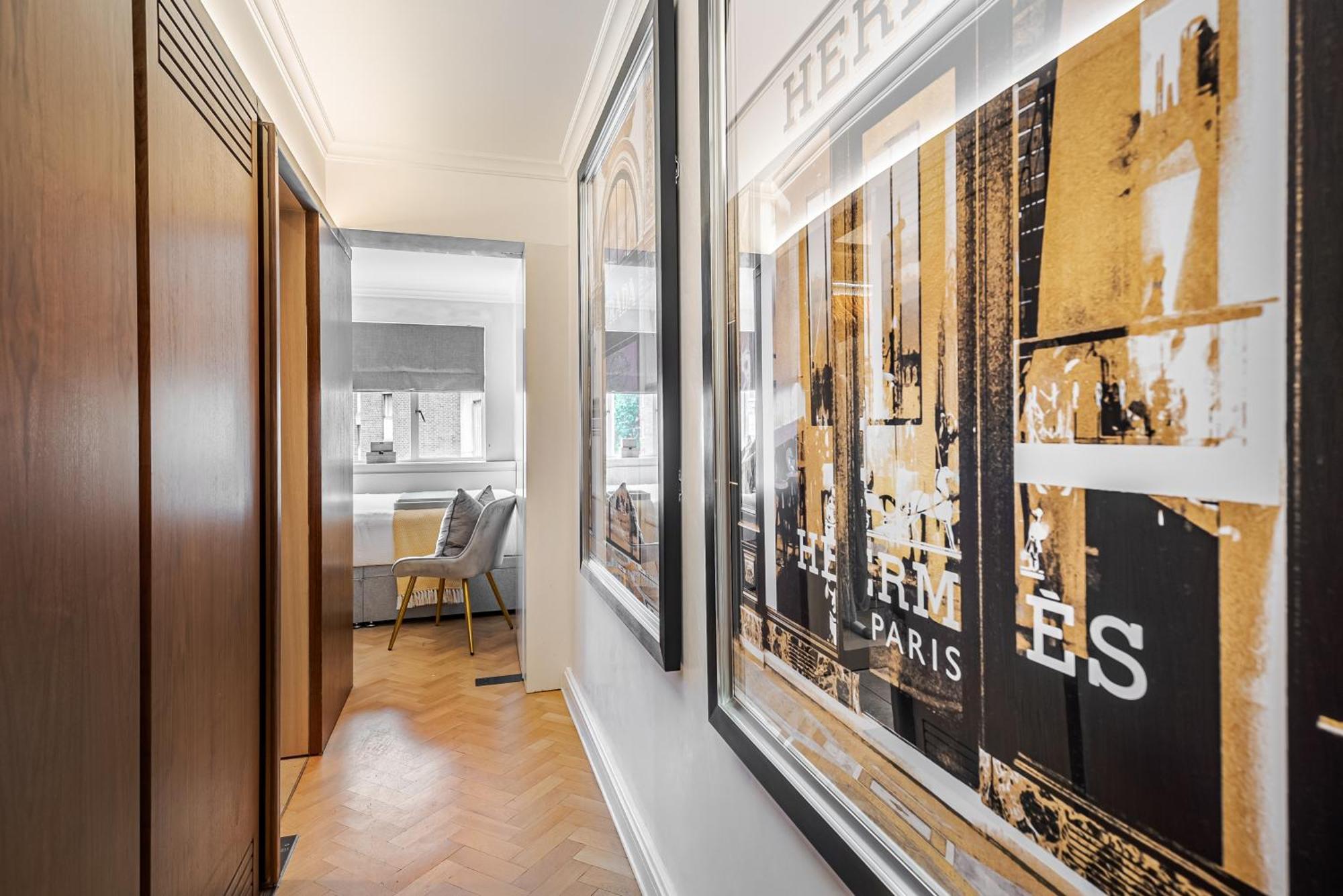 Apartment Charming 2 Bed Flat In Knightsbridge London Balcony View Of Harrods *