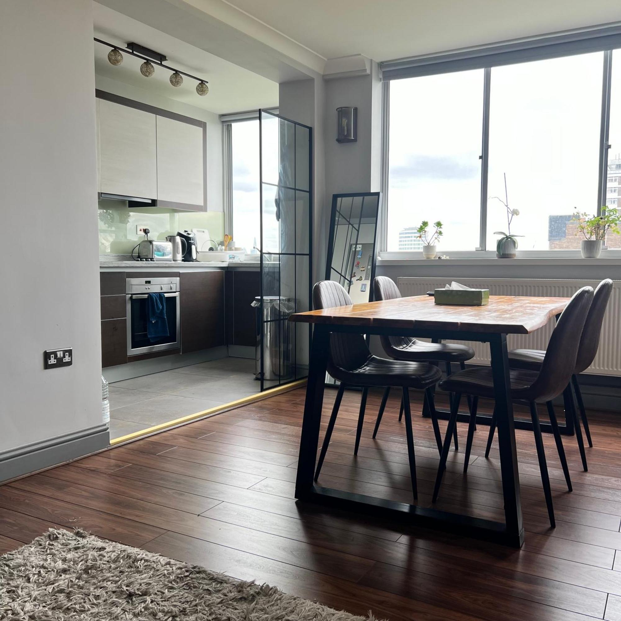 Apartment Modern Flat Central London