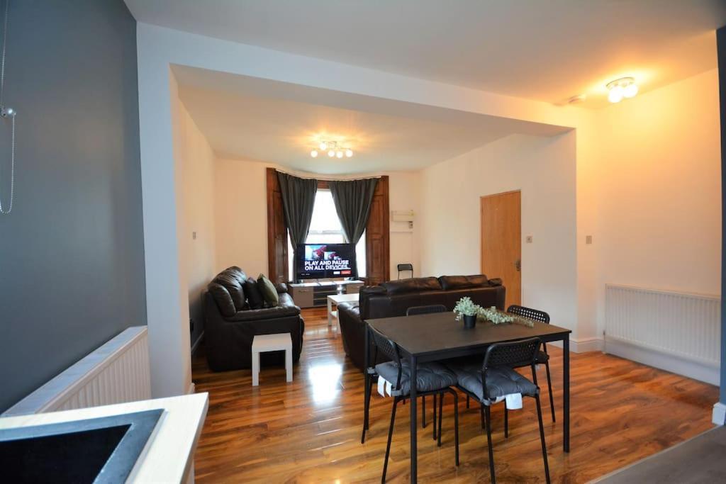 Lovely 4bedroom Apartment