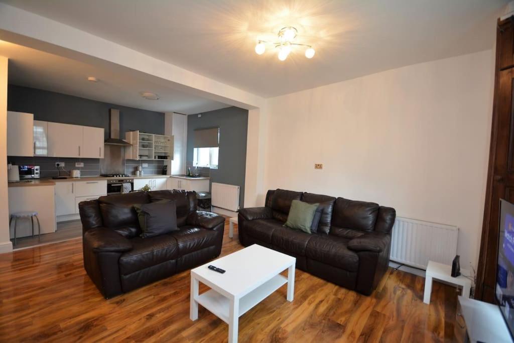 Apartment Lovely 4bedroom London