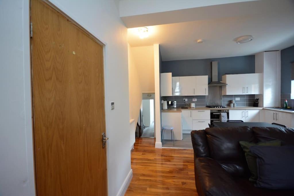 Apartment Lovely 4bedroom *