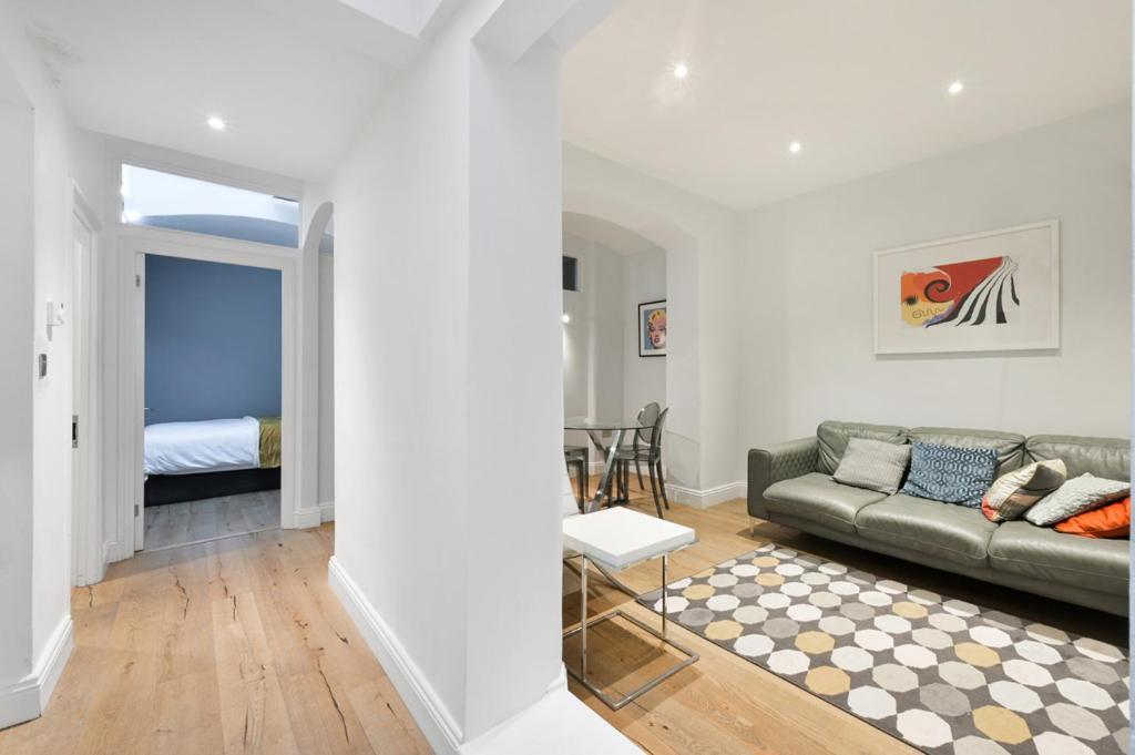 Appartement Cozy Hideaway In South Ken! Londen