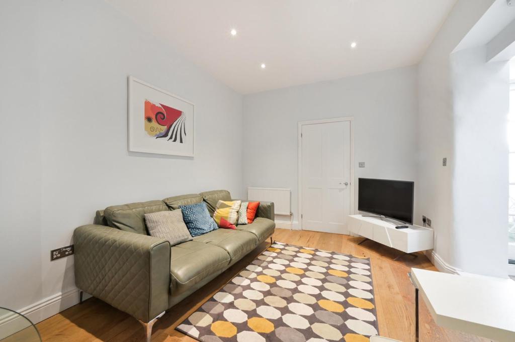 Cozy Hideaway In South Ken! Appartement *