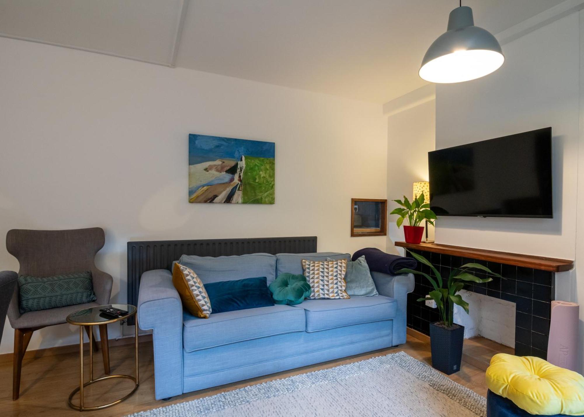 Cosy Family Retreat With Garden & Workspace * Londen