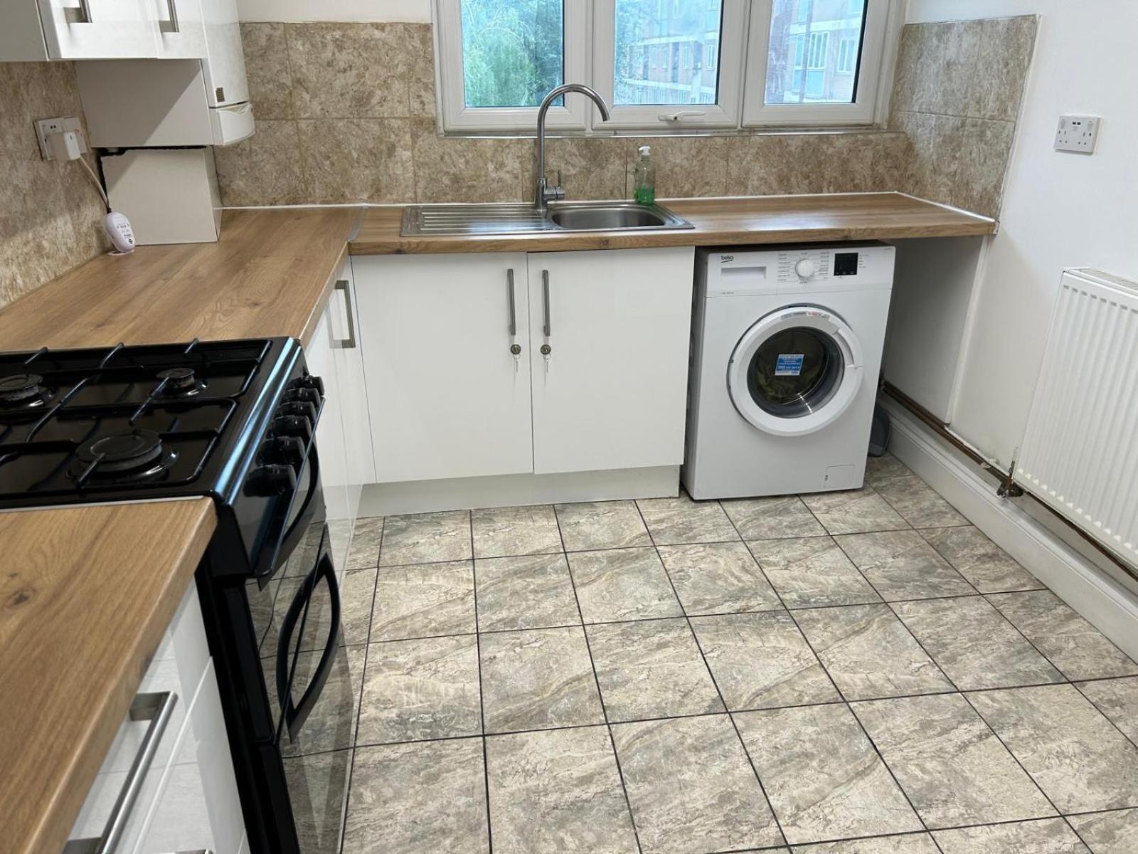 Guest house Stepney London