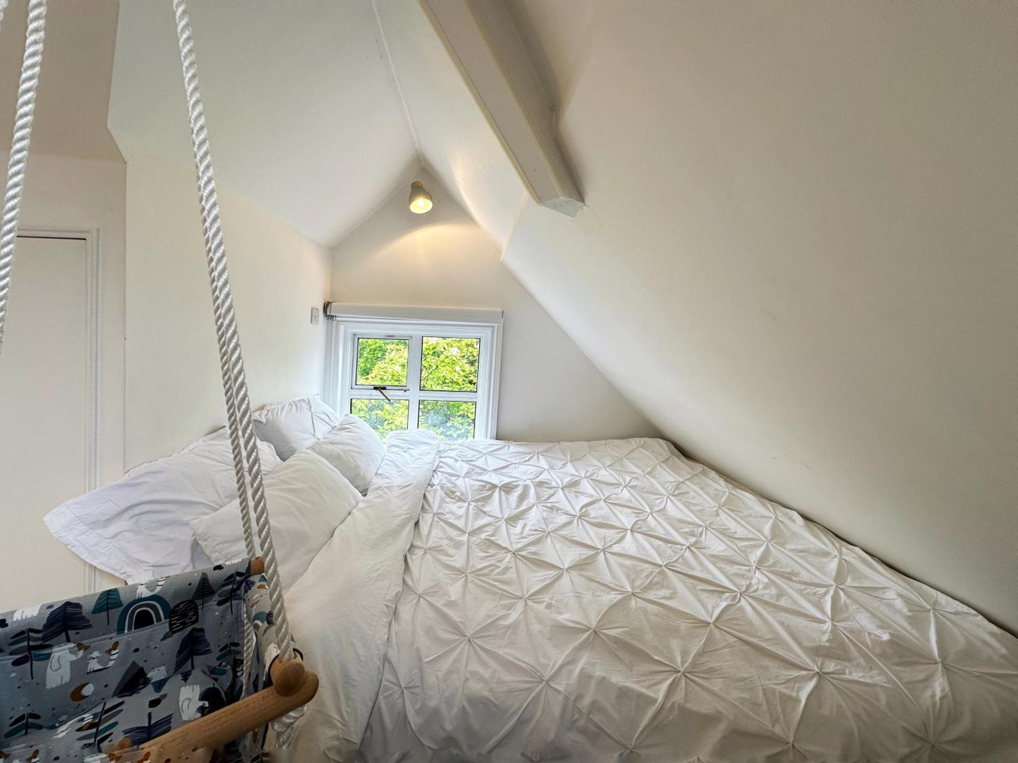 Luxury 2 Bedroom In West Hampstead Apartment
