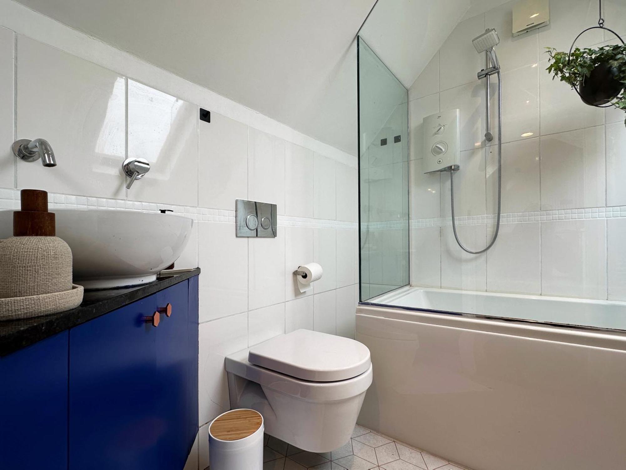 Luxury 2 Bedroom In West Hampstead Apartment