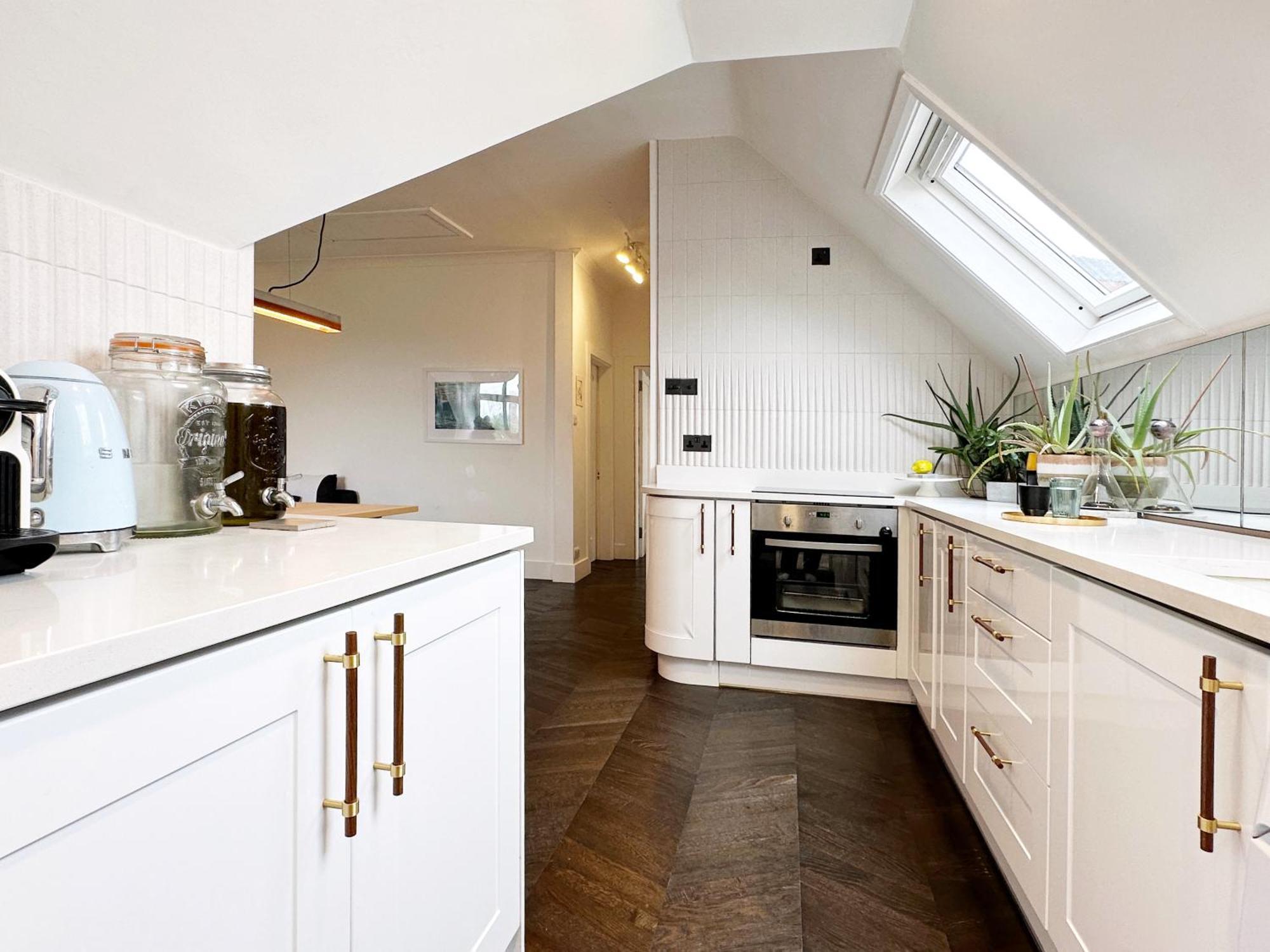 Luxury 2 Bedroom In West Hampstead Apartment