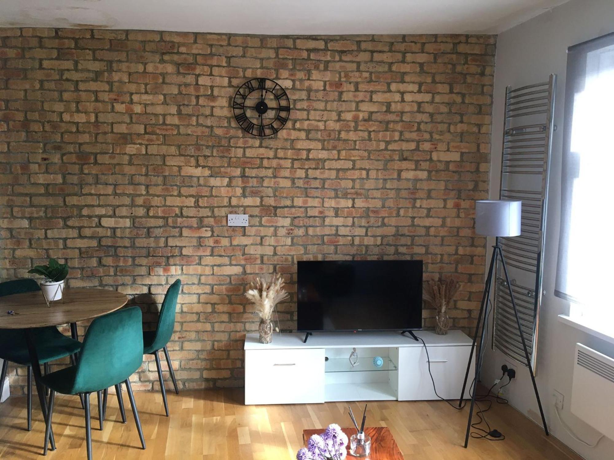 Modern In Southeast - Peckham