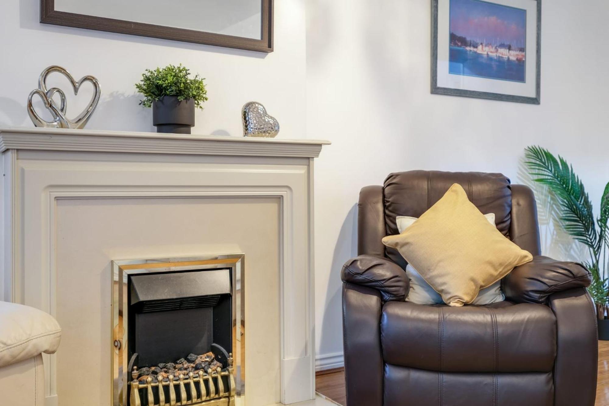 Apartment Mannys - & Cozy 4bed Diamond London