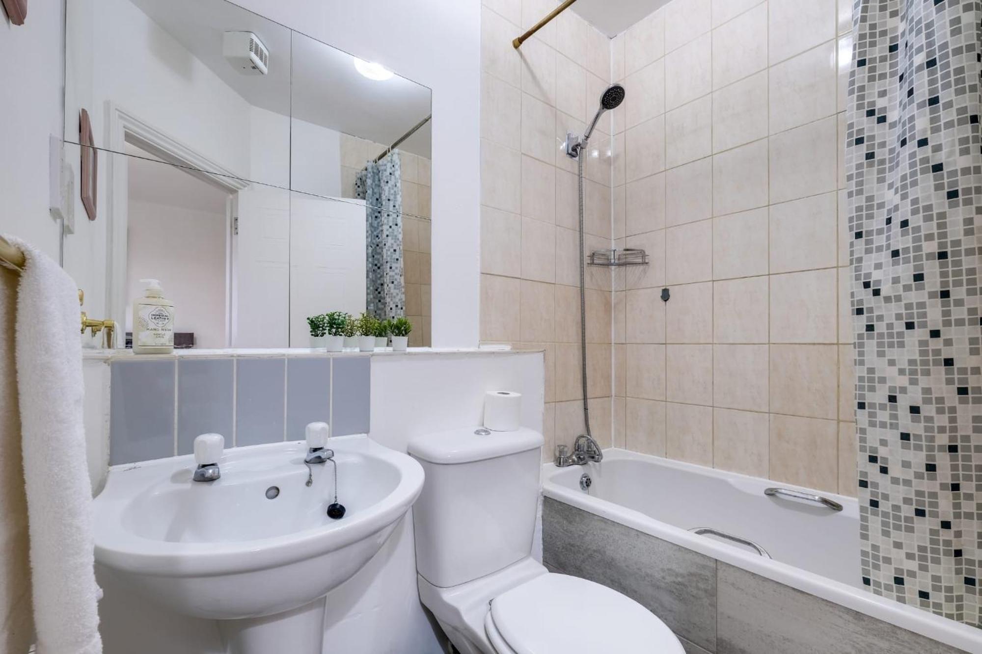 Mannys - & Cozy 4bed Diamond *