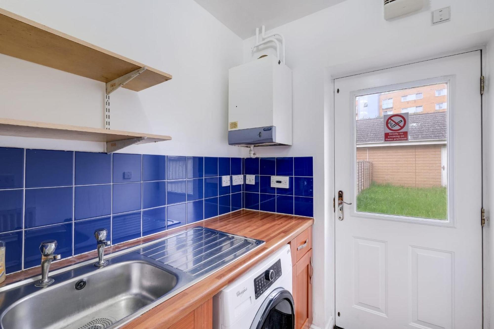 Mannys - & Cozy 4bed Diamond Apartment *