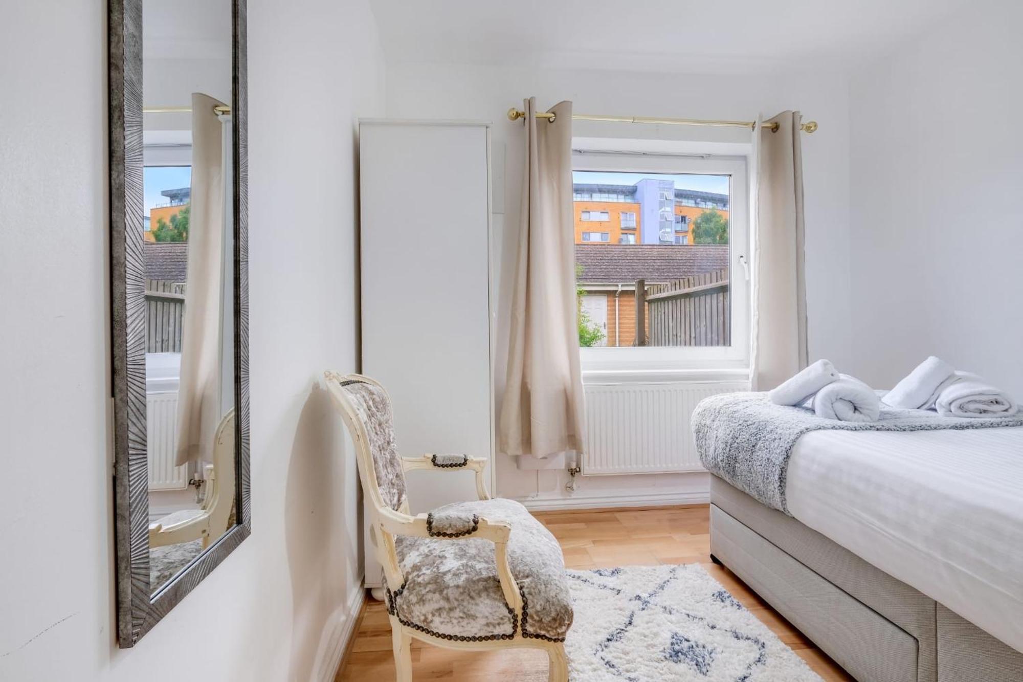 Mannys - & Cozy 4bed Diamond London