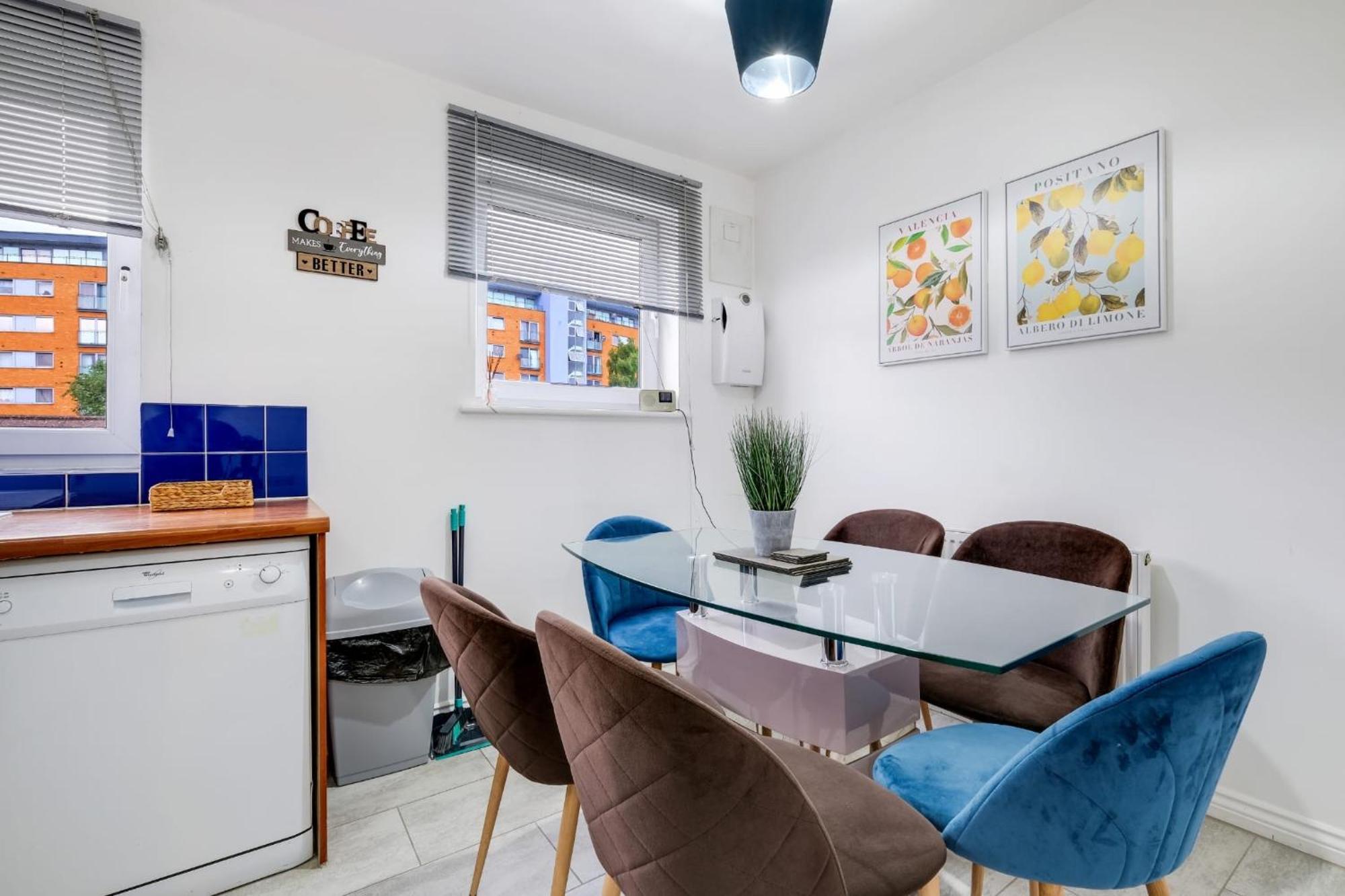 Apartment Mannys - & Cozy 4bed Diamond London