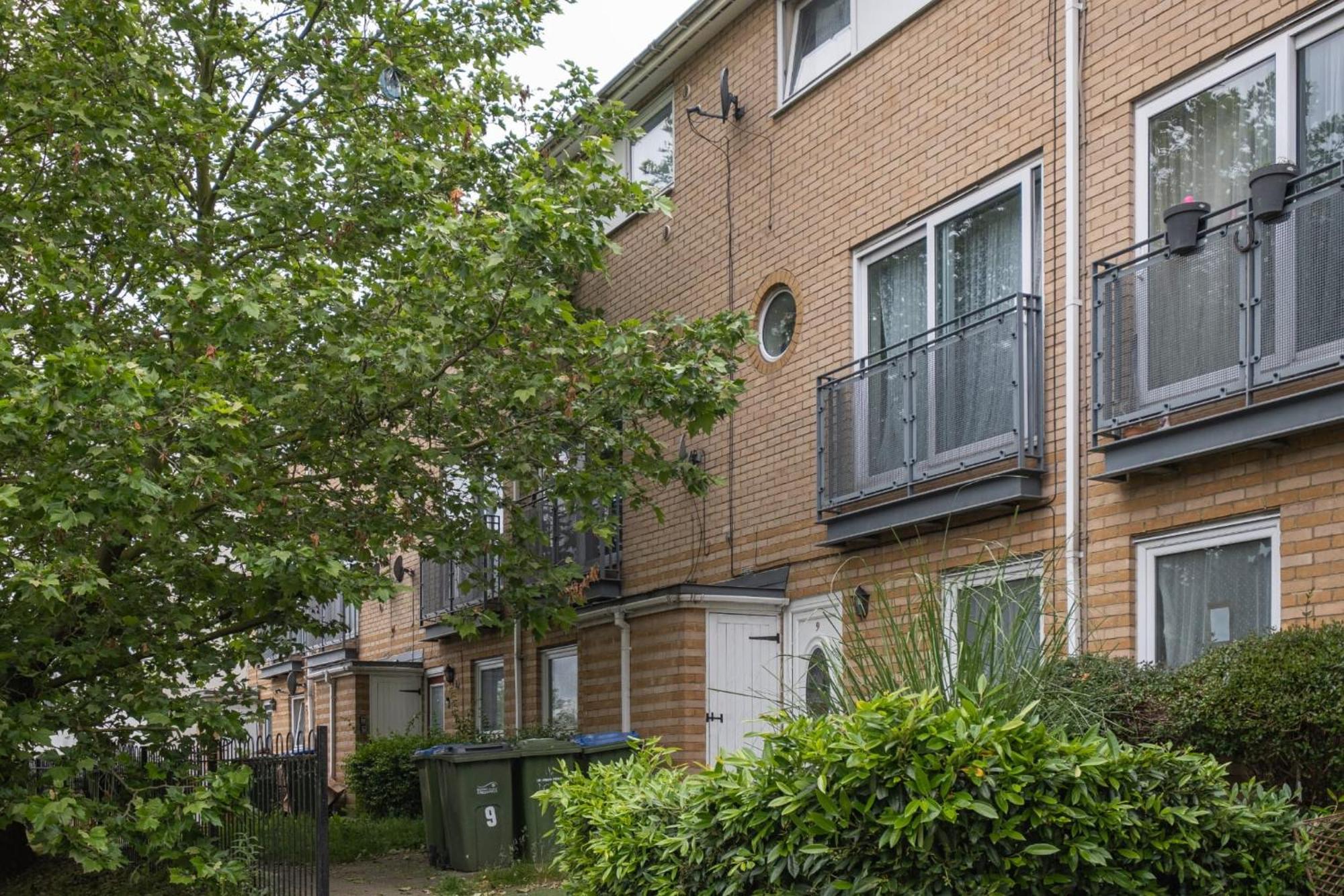 Mannys - & Cozy 4bed Diamond Apartment *